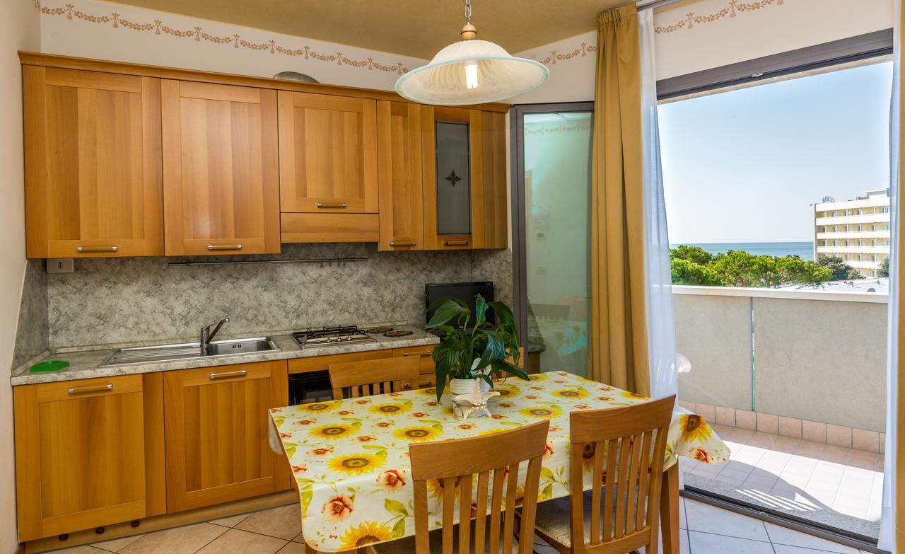 Residence California Lido di Jesolo Exteriör bild